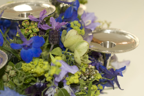 purple&blue candelabra decorations, Françoise Weeks