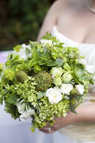 textured bridal bouquet with poppy pods, Françoise Weeks