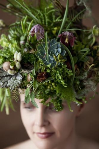 woodland headpiece with succulents, staghorn fern, fiddleheads, hellebore, frittilaria, detail, Françoise Weeks