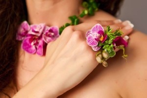 botanical ring  and necklace with mini phaelonopsis orchids and texture, Françoise Weeks