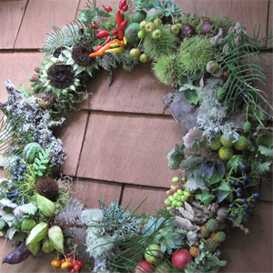 woodland wreath 5, Francoise Weeks